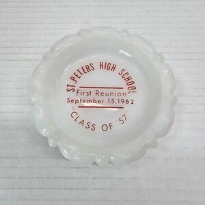 VTG St. Peters High School Milk Glass Ashtray Class of 1957 Reunion 1962 (5Year)